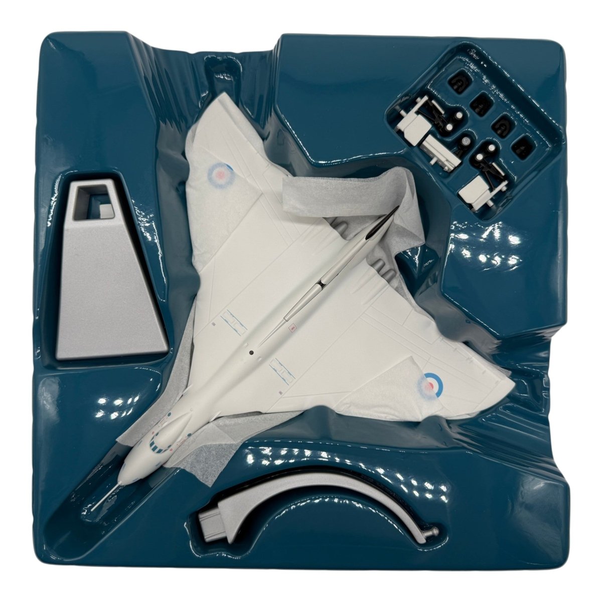 Corgi Aviation 48302 1:144 Avro Vulcan XL321 617 Dambusters - Corgi