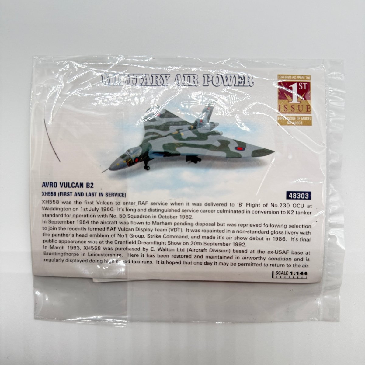 Corgi Aviation 48303 1:144 Avro Vulcan B2 XH558 First & Last In Service - Corgi