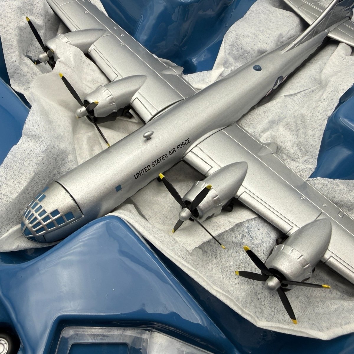 Corgi Aviation 48903 1:144 Boeing B29 Super Fortress With Bell X - 1 Diecast Model - Corgi