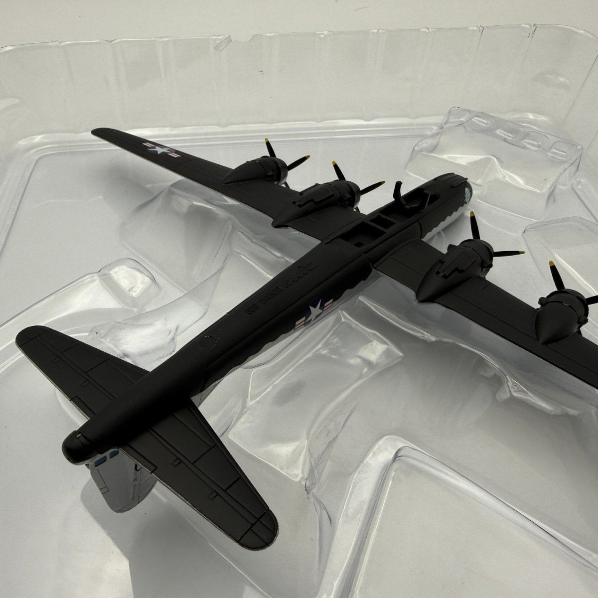 Corgi Aviation 48903 1:144 Boeing B29 Super Fortress With Bell X - 1 Diecast Model - Corgi