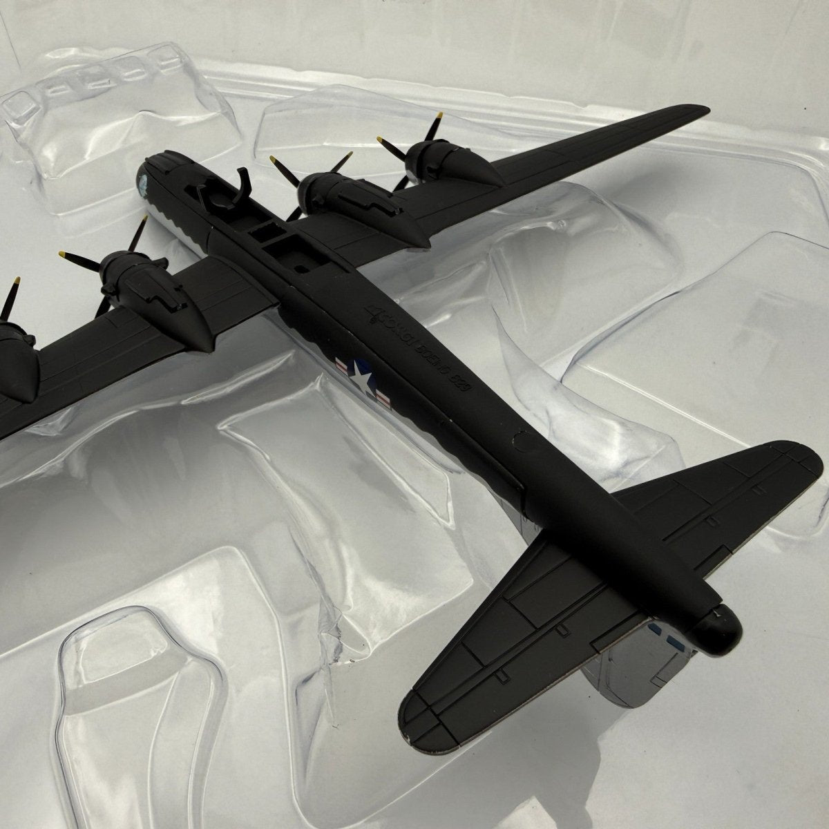Corgi Aviation 48903 1:144 Boeing B29 Super Fortress With Bell X - 1 Diecast Model - Corgi