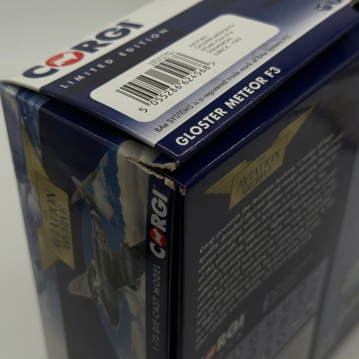 Corgi Aviation AA27401 1:72 Gloster Meteor F.Mk 3 No.616 Sqn EE246 1945 - Corgi