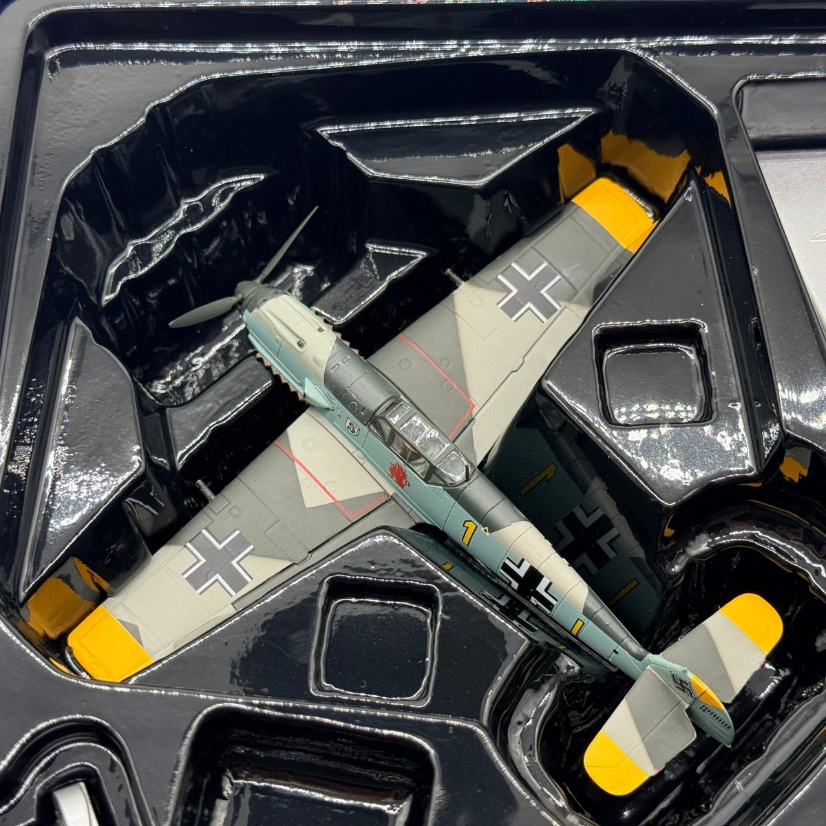 Corgi Aviation AA28004 1:72 Messerschmitt Bf 109E Yellow 1 JG 26 BoB 1940 - Corgi