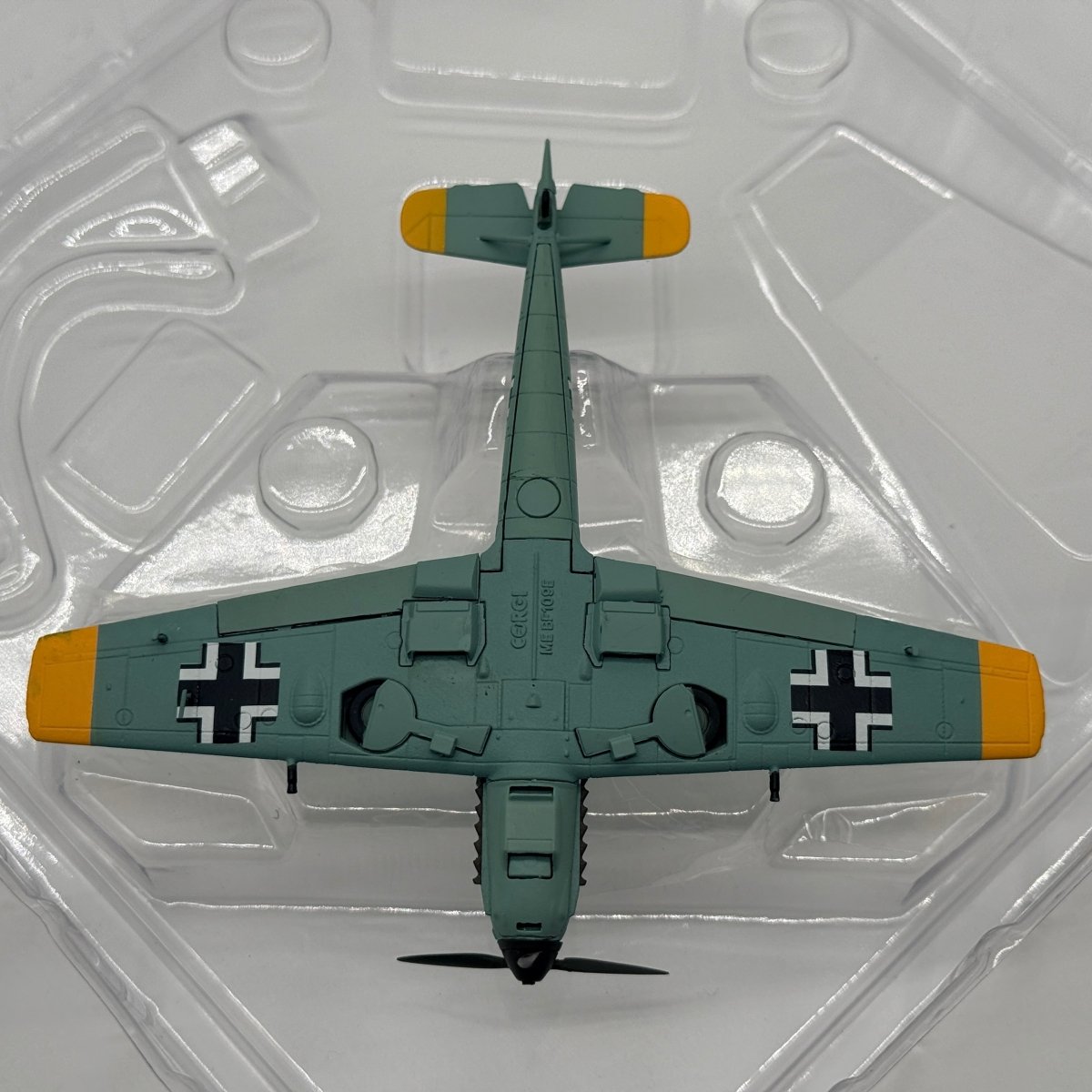Corgi Aviation AA28004 1:72 Messerschmitt Bf 109E Yellow 1 JG 26 BoB 1940 - Corgi