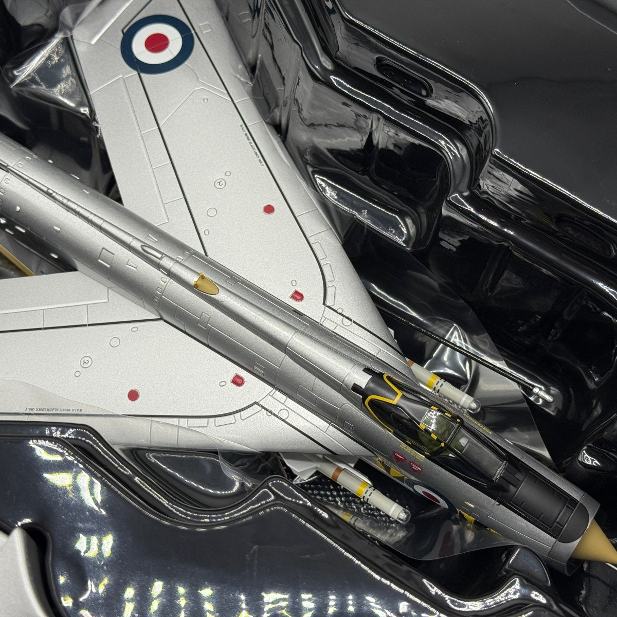 Corgi Aviation AA28402 1:48 English Electric Lightning F.Mk 6 RAF No.74 Sqn - Corgi