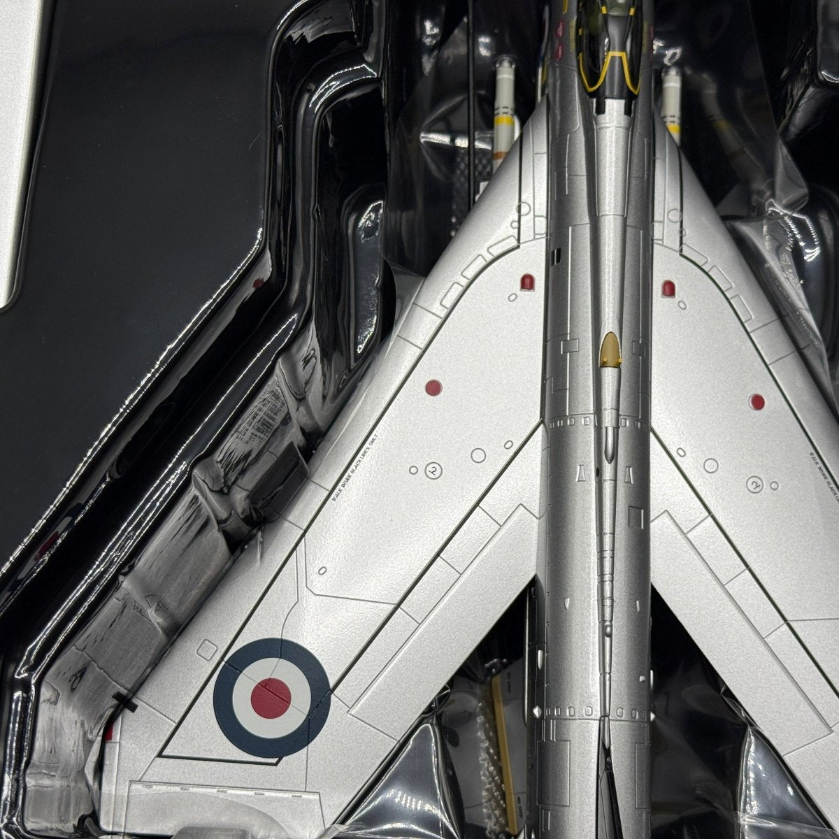 Corgi Aviation AA28402 1:48 English Electric Lightning F.Mk 6 RAF No.74 Sqn - Corgi