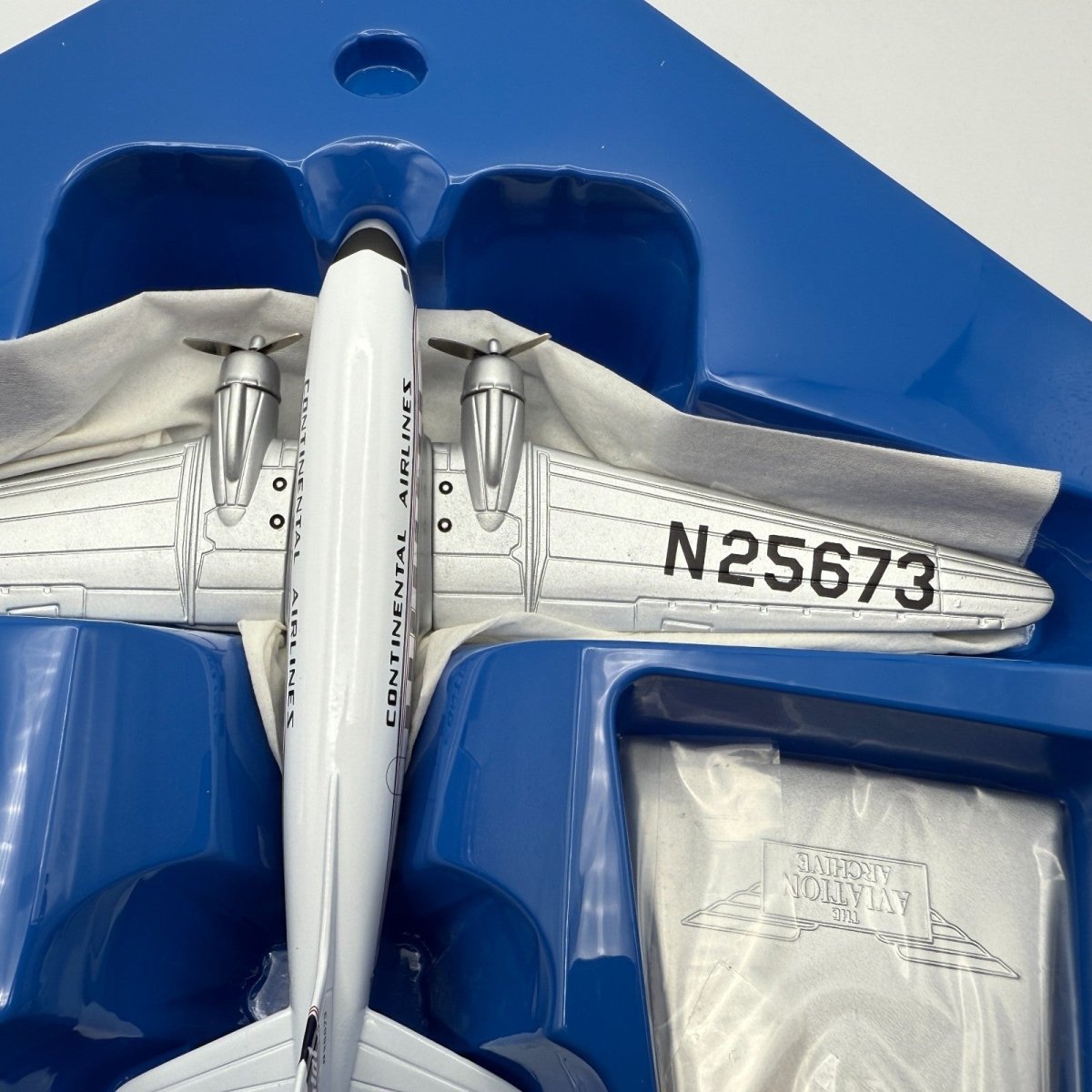 Corgi Aviation AA30001 1:144 Douglas DC - 3 Continental Airlines Diecast Model - Corgi