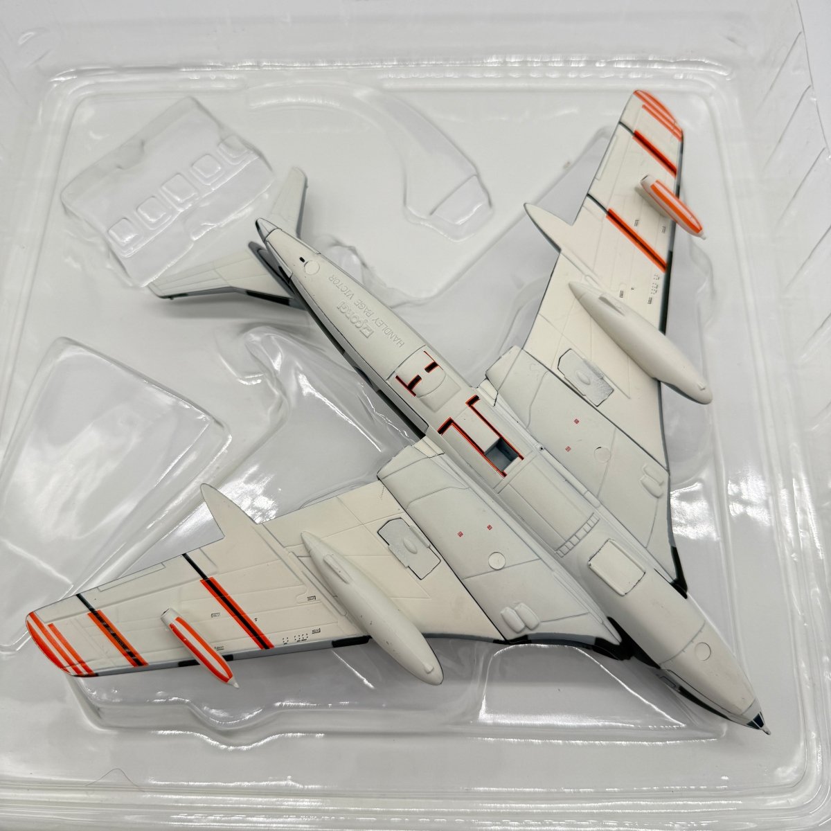 Corgi Aviation AA31601 1:144 Handley Page Victor K.2 Falklands - Corgi