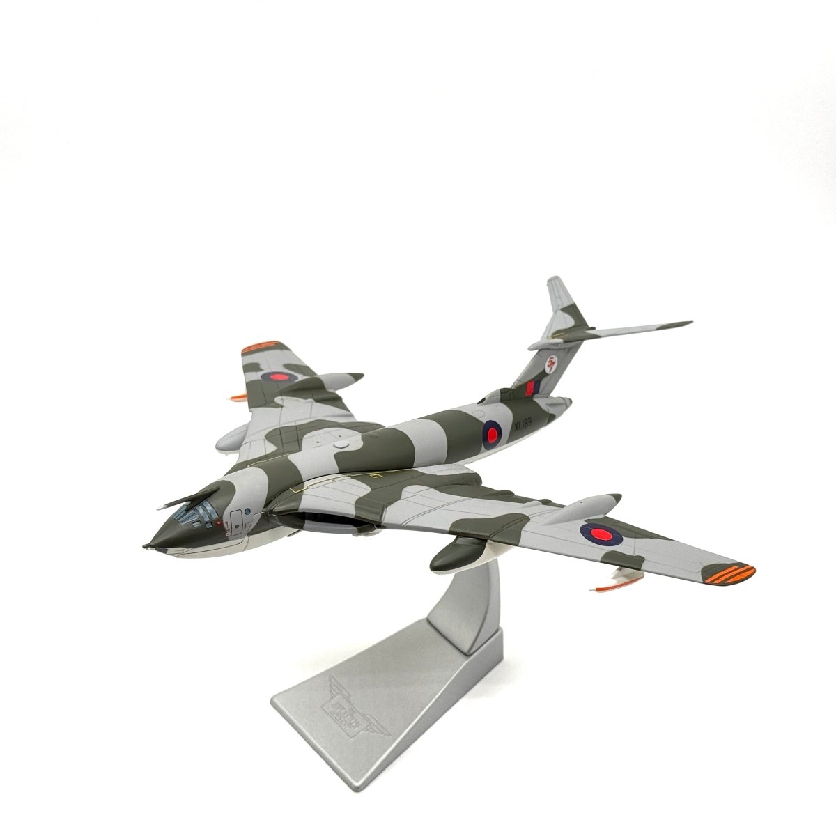 Corgi Aviation AA31601 1:144 Handley Page Victor K.2 Falklands - Corgi