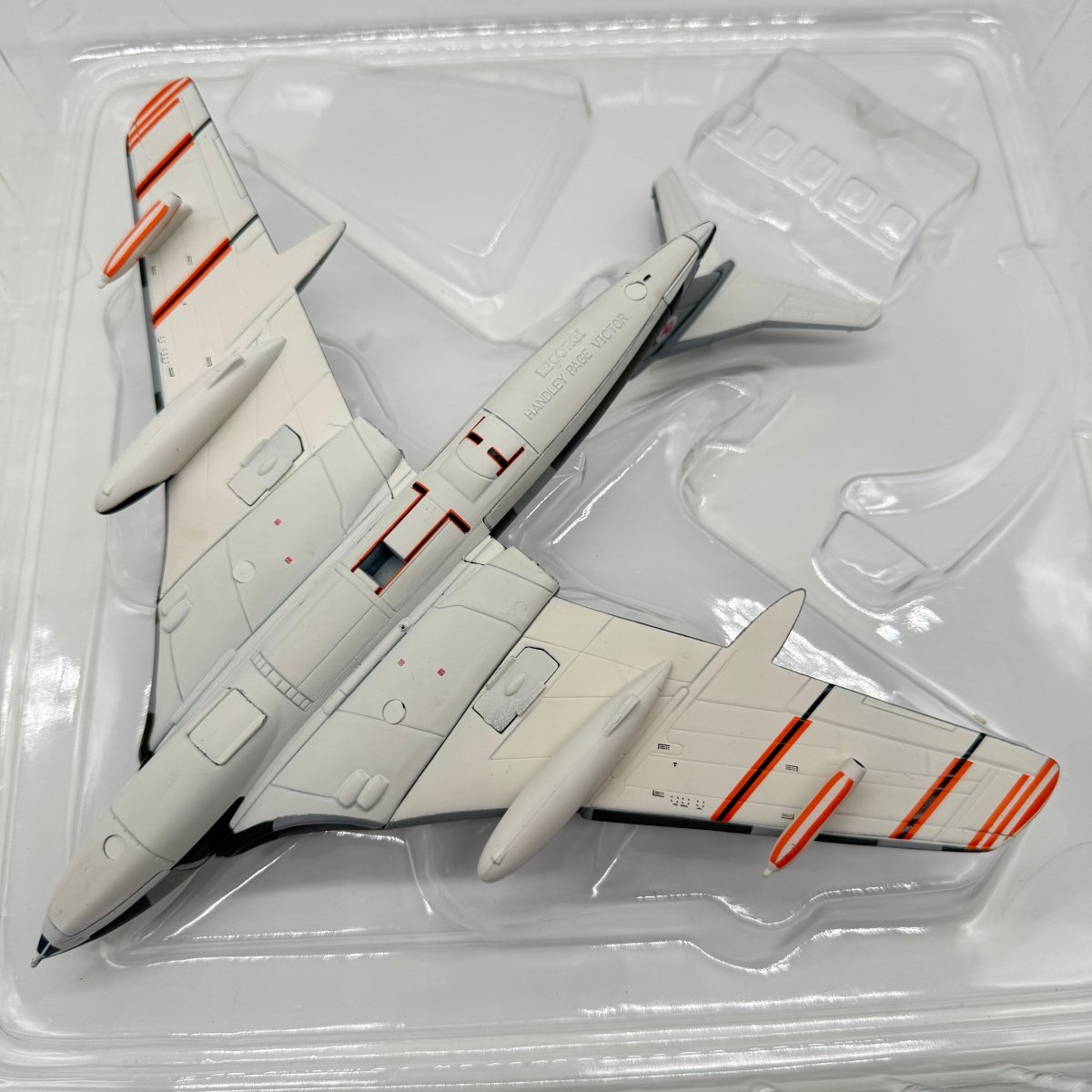 Corgi Aviation AA31601 1:144 Handley Page Victor K.2 Falklands - Corgi
