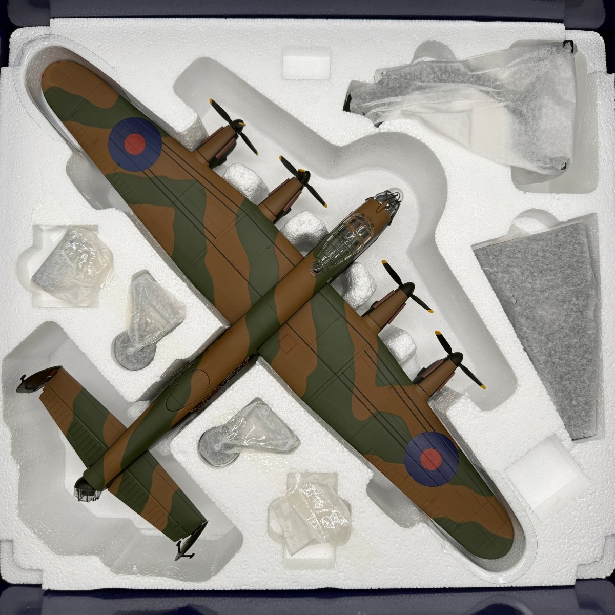 Corgi Aviation AA32618 1:72 Lancaster B.Mk I Tallboy Raid - Corgi