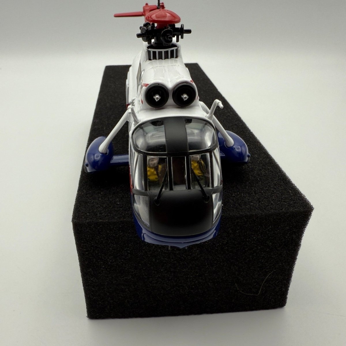 Corgi Aviation AA33412 1:72 Sikorsky SH - 3D Sea King Empire Test Pilots School - Corgi