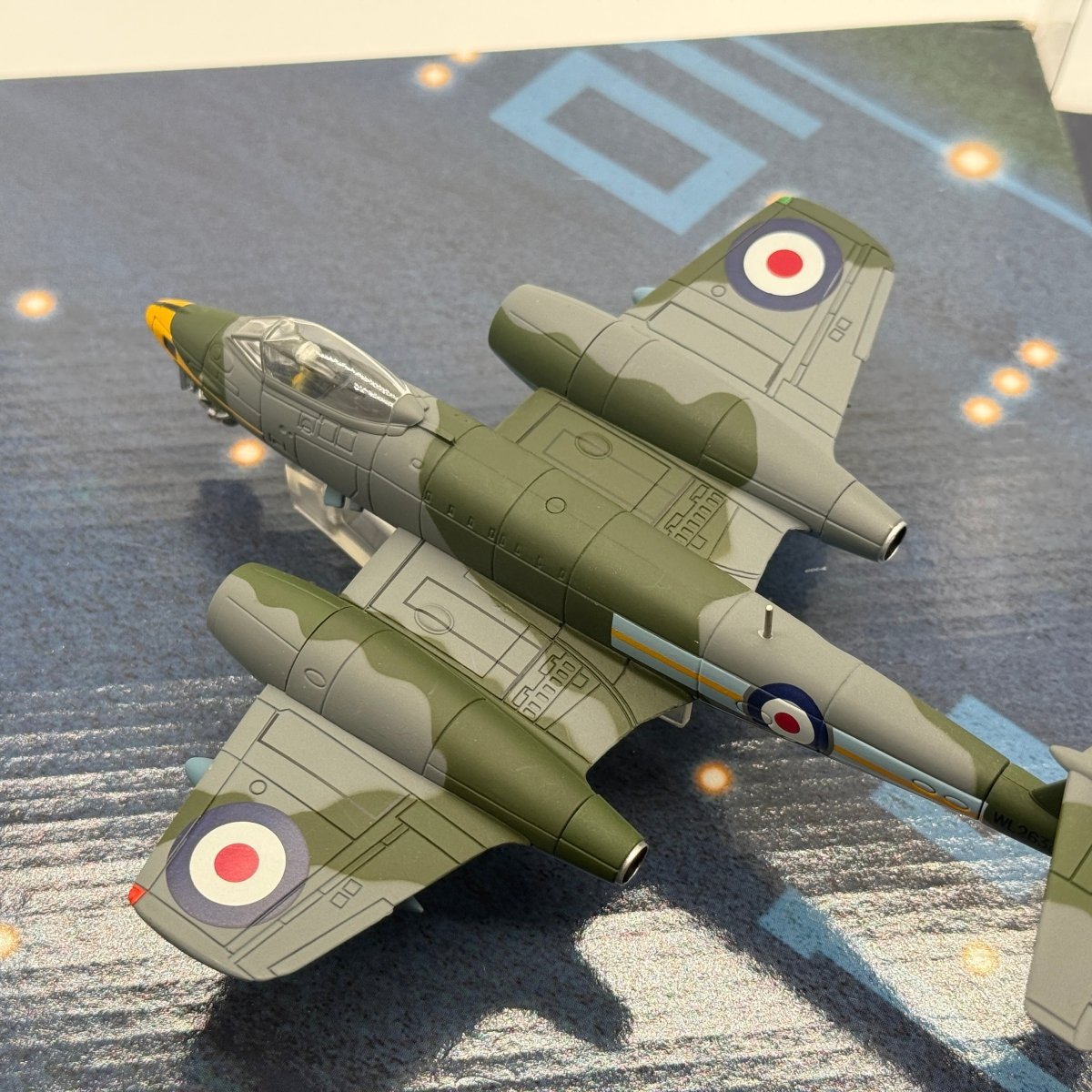 Corgi Aviation AA35005 1:72 Meteor F.Mk 9 RAF Nicosia - Corgi