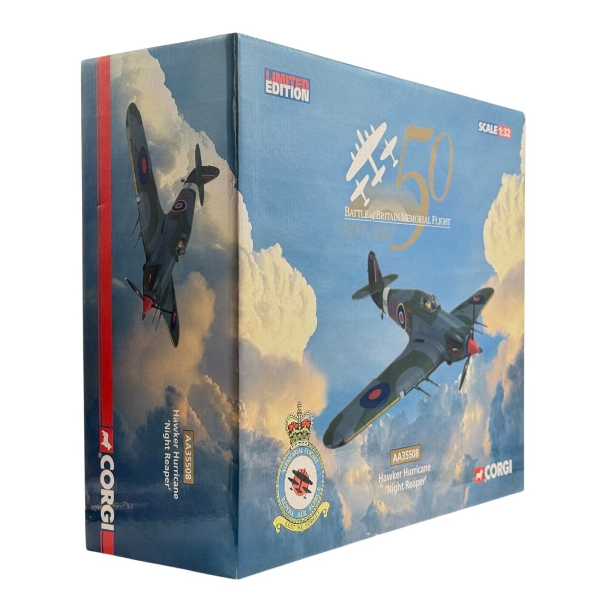Corgi Aviation AA35508 1:32 Hawker Hurricane Mk II Night Reaper - Corgi