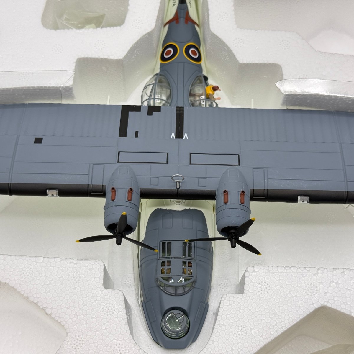 Corgi Aviation AA36103 1:72 Catalina Mk IVA Rescue Diorama - Corgi
