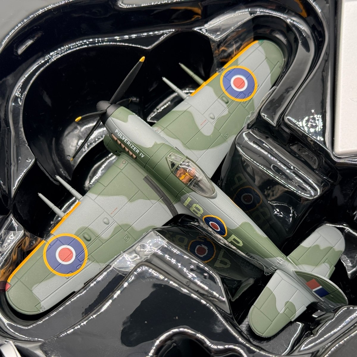 Corgi Aviation AA36512 1:72 Hawker Typhoon Mk I RAF 245 Sqn - The Collectables Vault