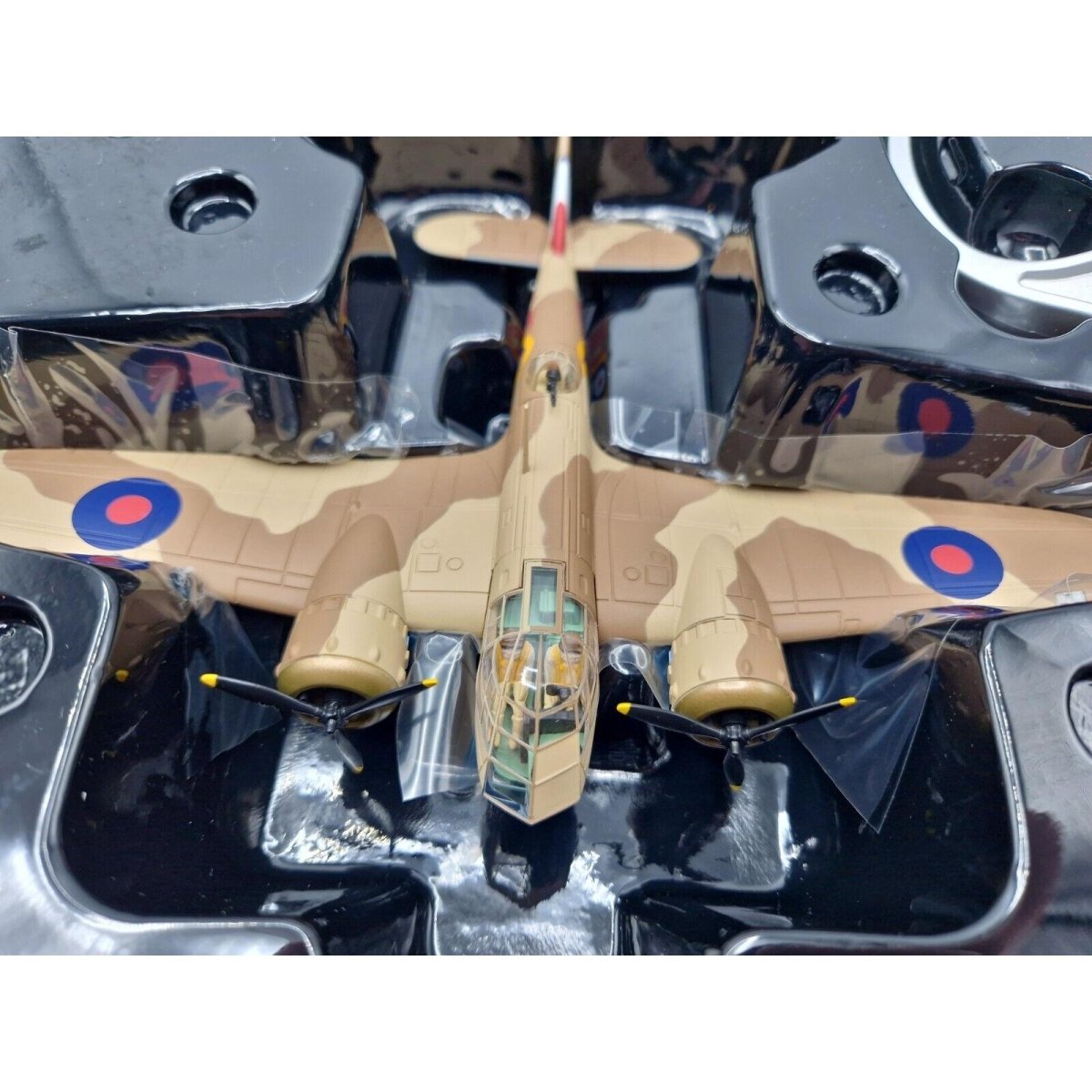 Corgi Aviation Archive 1:72 Bristol Blenheim MkI, 211 Sqn RAF Paramythia Greece 1940 AA38404 - Corgi