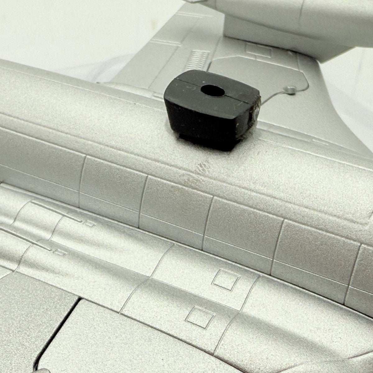 Corgi Aviation AA39404 1:114 Vickers Valiant B(PR)MK.1, 543 Sqn RAF Wyton FAULTS - Corgi