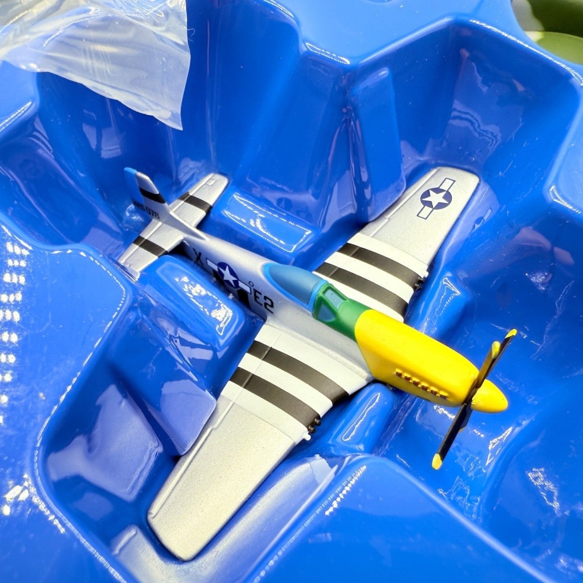 Corgi Aviation AA99148 1:144 C - 47, P - 47D, P - 51D 60th Anniversary Aircraft Set - Corgi