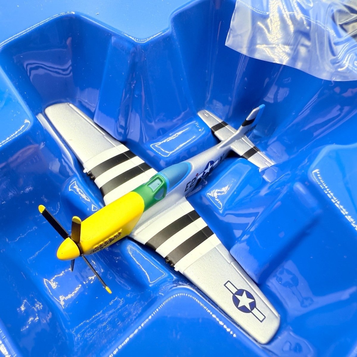 Corgi Aviation AA99148 1:144 C - 47, P - 47D, P - 51D 60th Anniversary Aircraft Set - Corgi