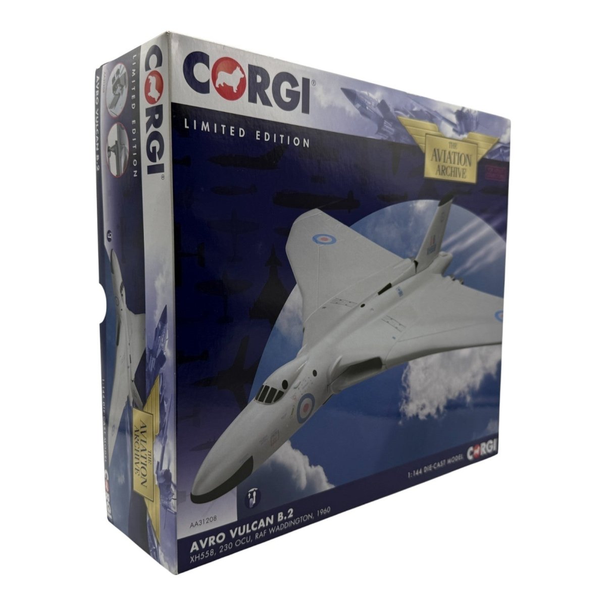 Corgi Aviation Archive 1:144 AA31208 Vulcan B.2 XH558, 230 OCU, RAF Waddington - Corgi