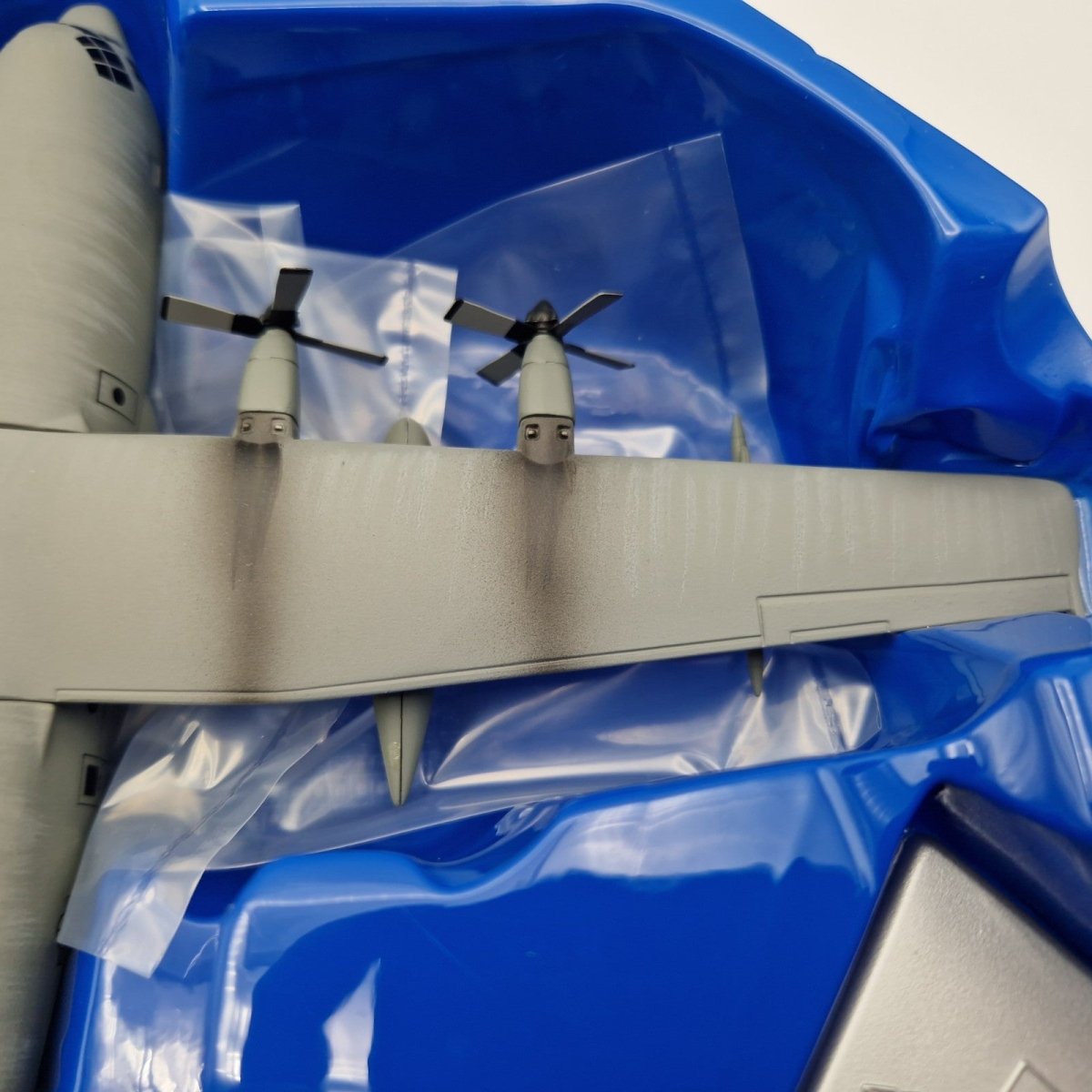 Corgi Aviation Archive 1:144 AC - 130H Hercules 'Spectre Gunship' AA31306 - Corgi