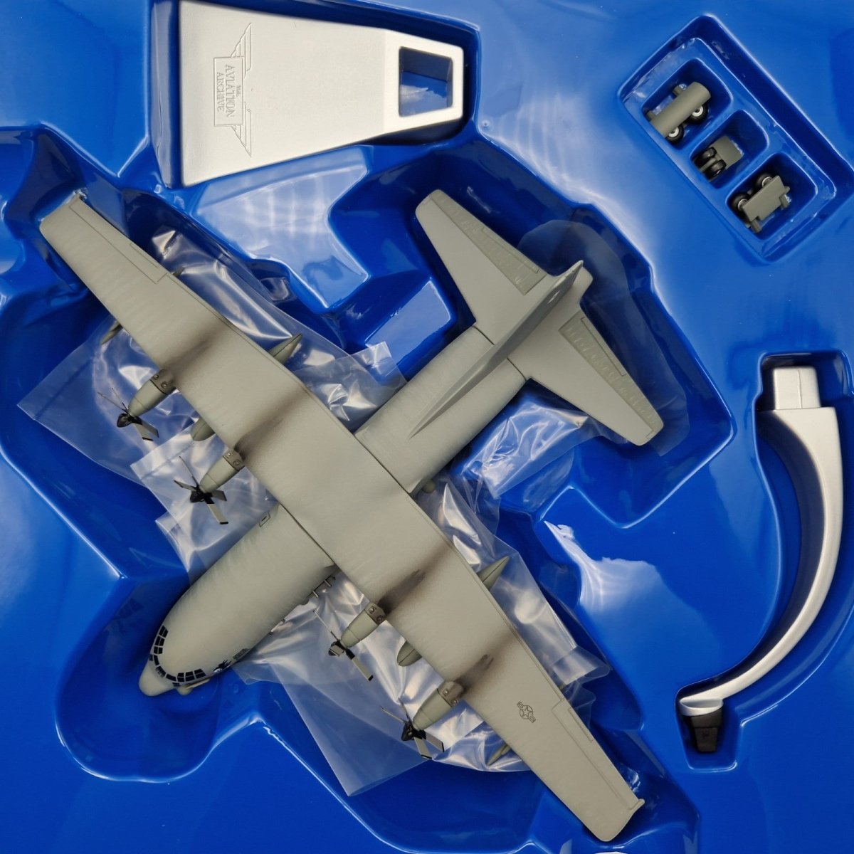 Corgi Aviation Archive 1:144 AC - 130H Hercules 'Spectre Gunship' AA31306 - Corgi