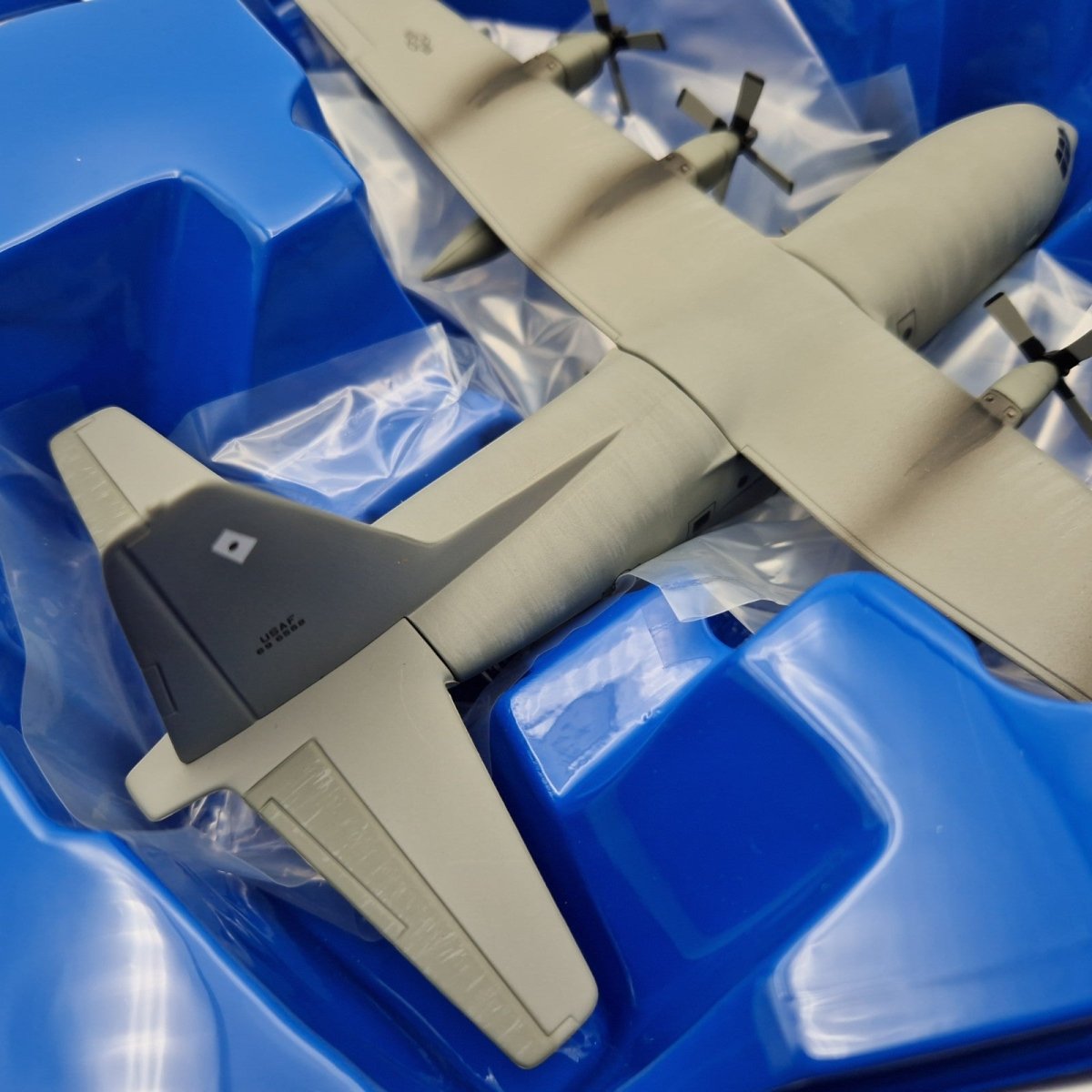 Corgi Aviation Archive 1:144 AC - 130H Hercules 'Spectre Gunship' AA31306 - Corgi