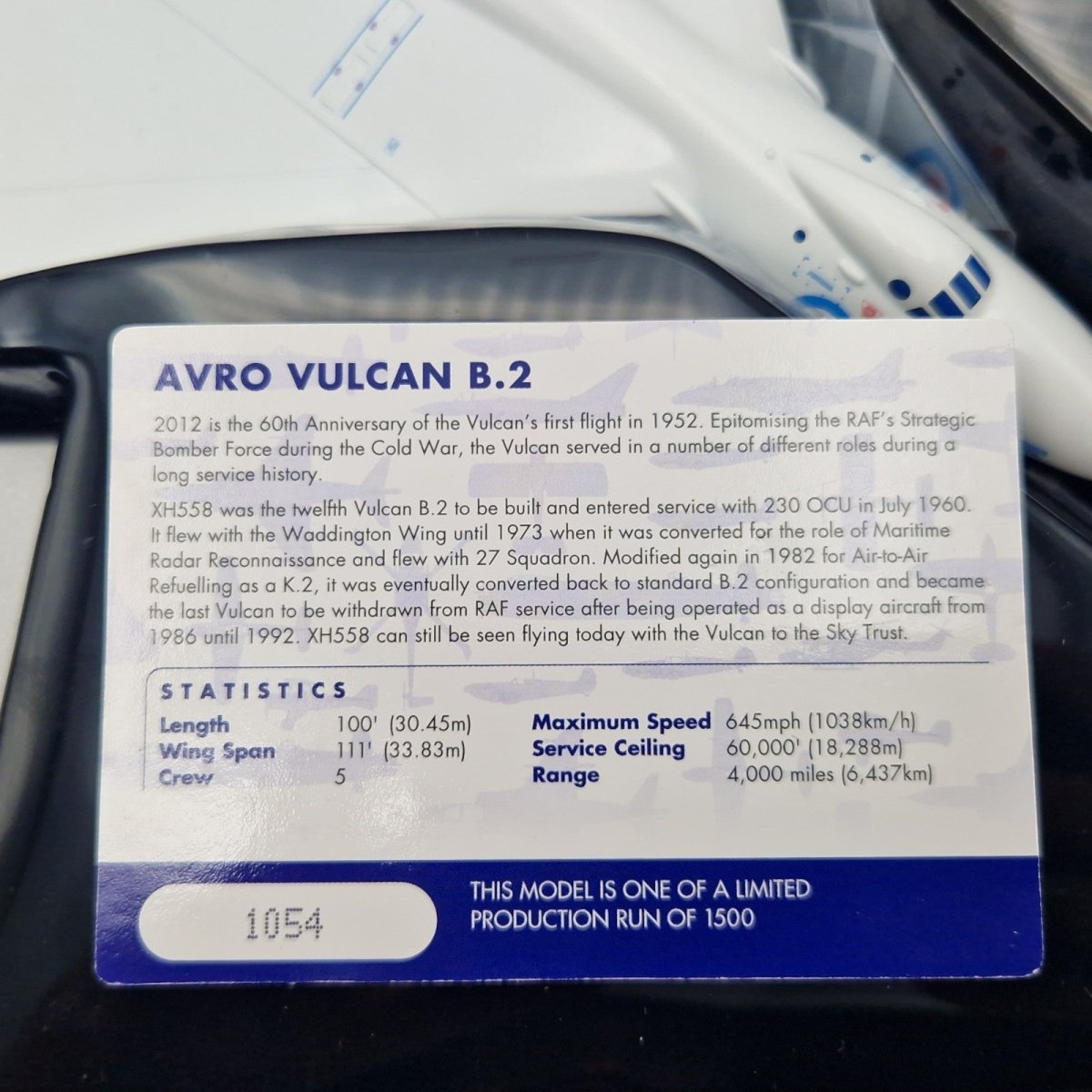 Corgi Aviation Archive 1:144 Avro Vulcan B.2 XH558 230 OCU AA31208 - Corgi