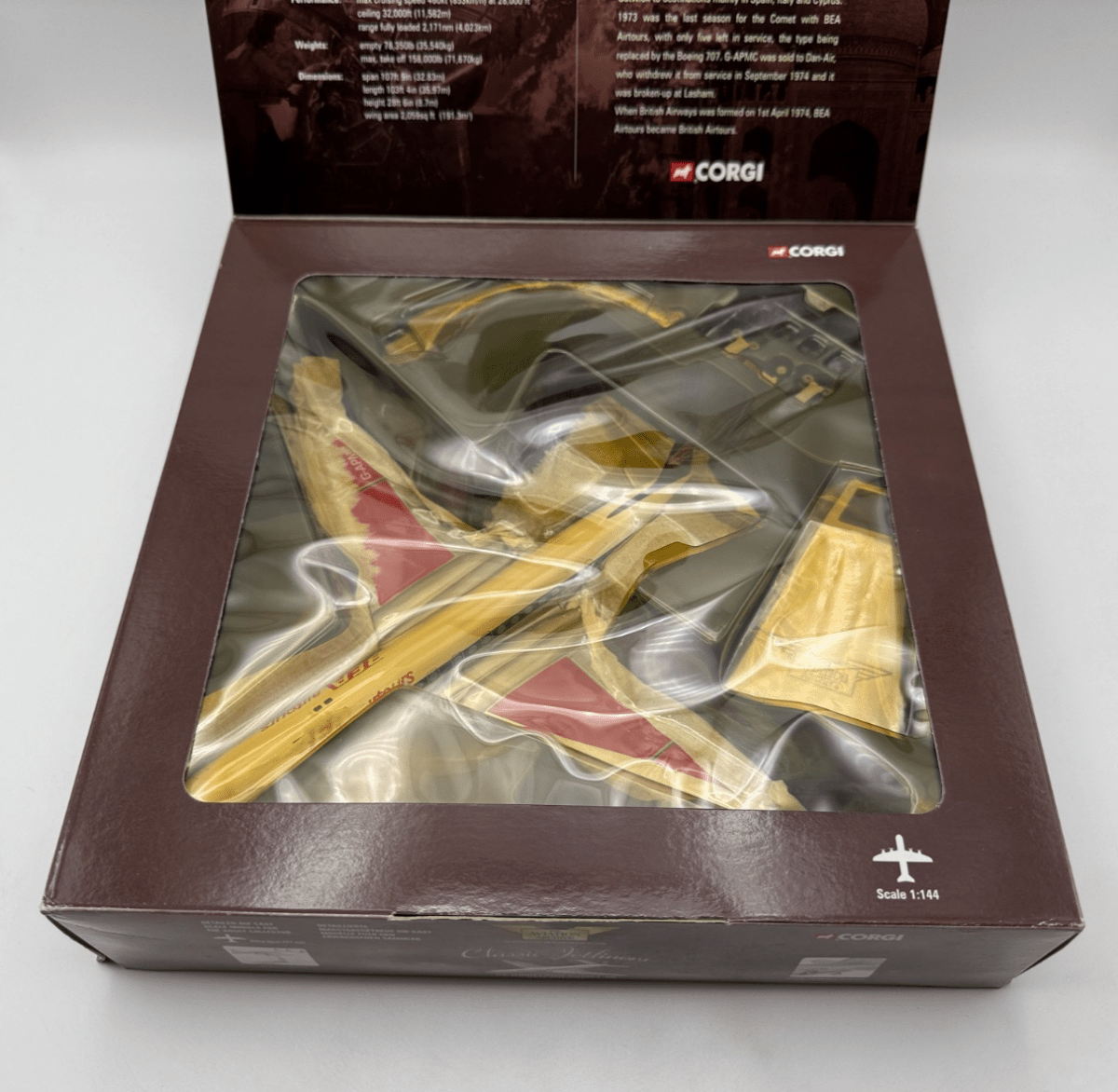 Corgi Aviation Archive 1:144 De Havilland Comet 4B BAE AirTours 48506 - Corgi