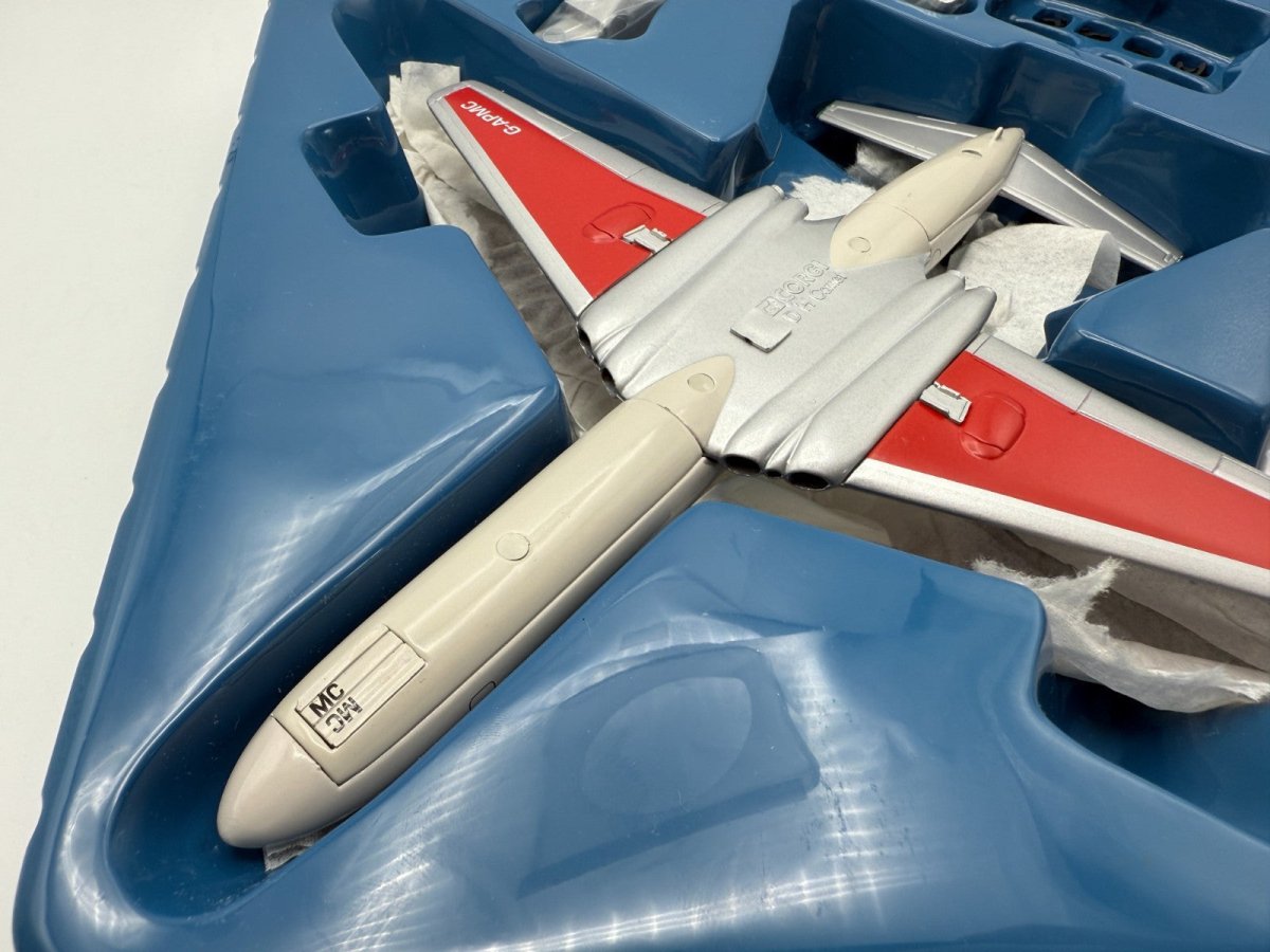 Corgi Aviation Archive 1:144 De Havilland Comet 4B BAE AirTours 48506 - Corgi