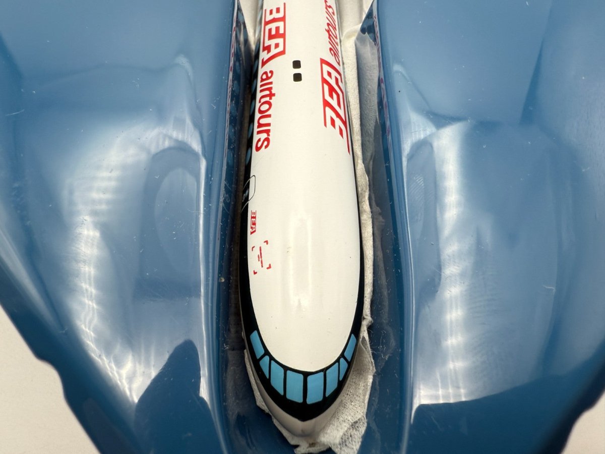 Corgi Aviation Archive 1:144 De Havilland Comet 4B BAE AirTours 48506 - Corgi