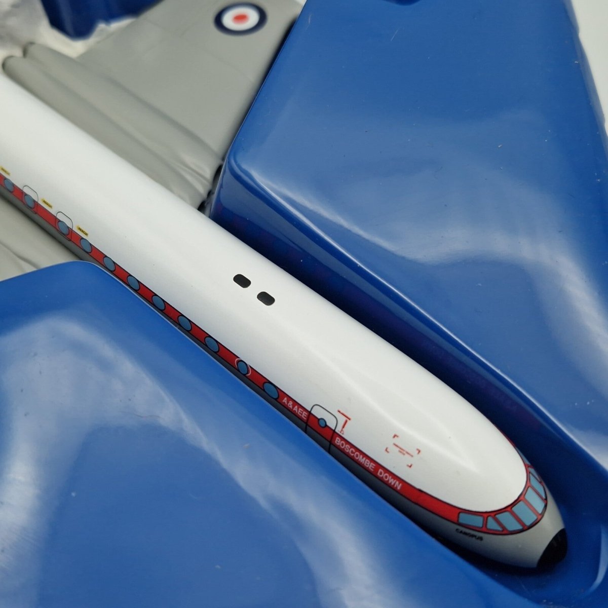 Corgi Aviation Archive 1:144 DH Comet 4C, A&AEE Boscombe Down, Diecast 48505 - Corgi