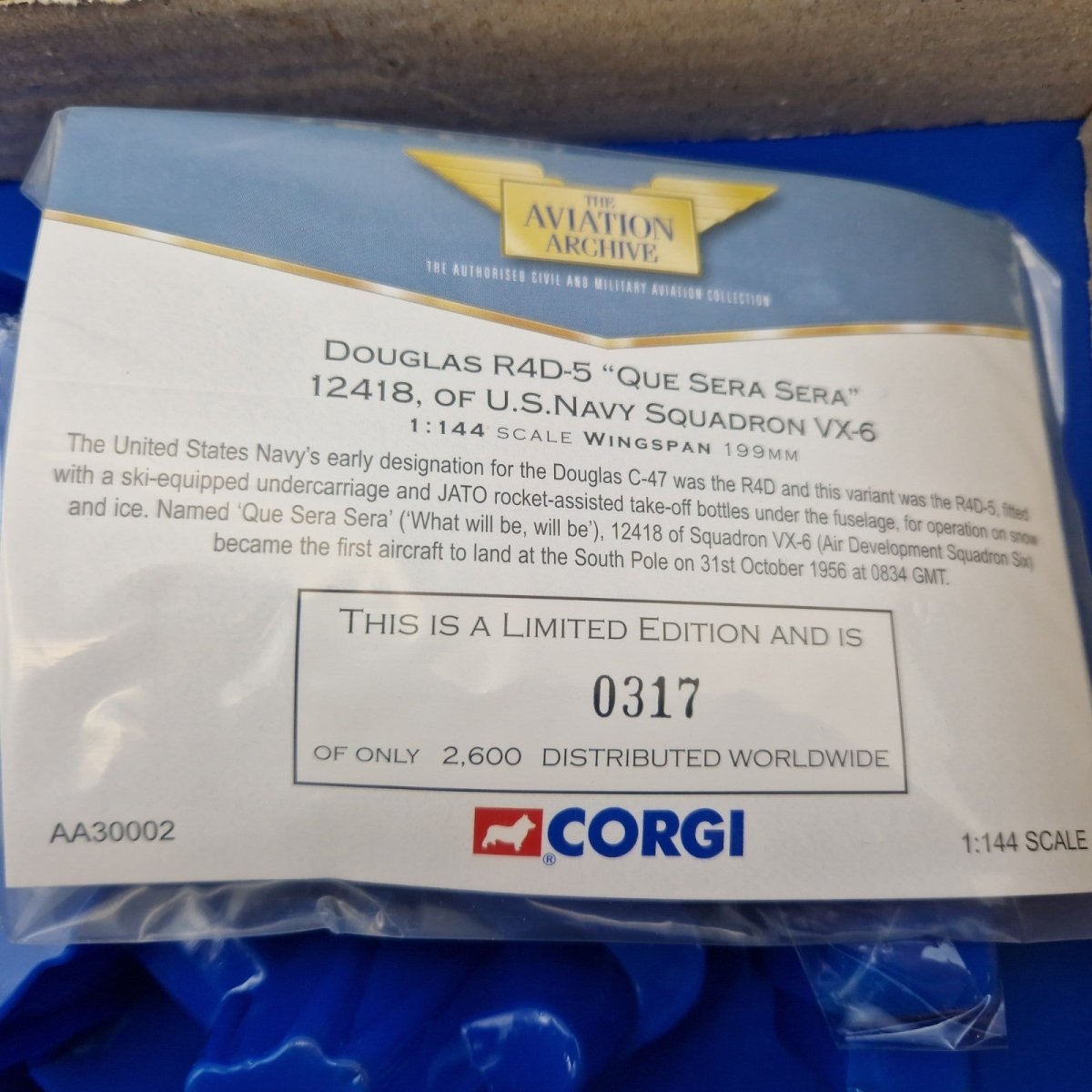 Corgi Aviation Archive 1:144 Douglas R4D - 5 'Que Sera Sera' US Navy AA30002 - Corgi