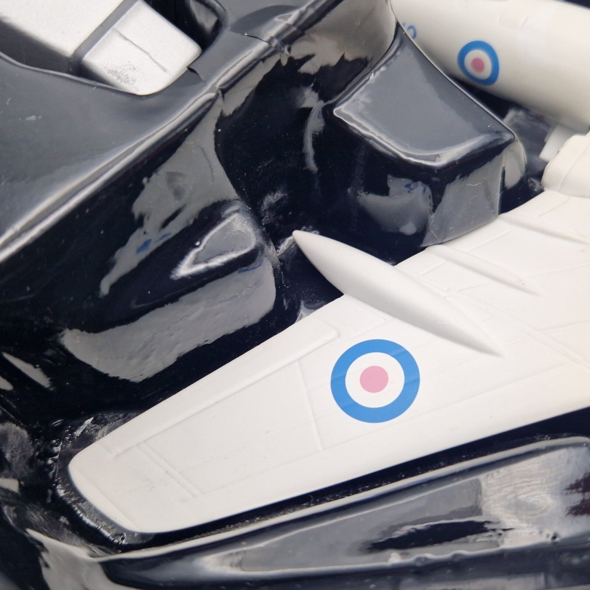 Corgi Aviation Archive 1:144 Handley Page Victor B.2 139 'Jamaica' Sqn, AA31605 - Corgi