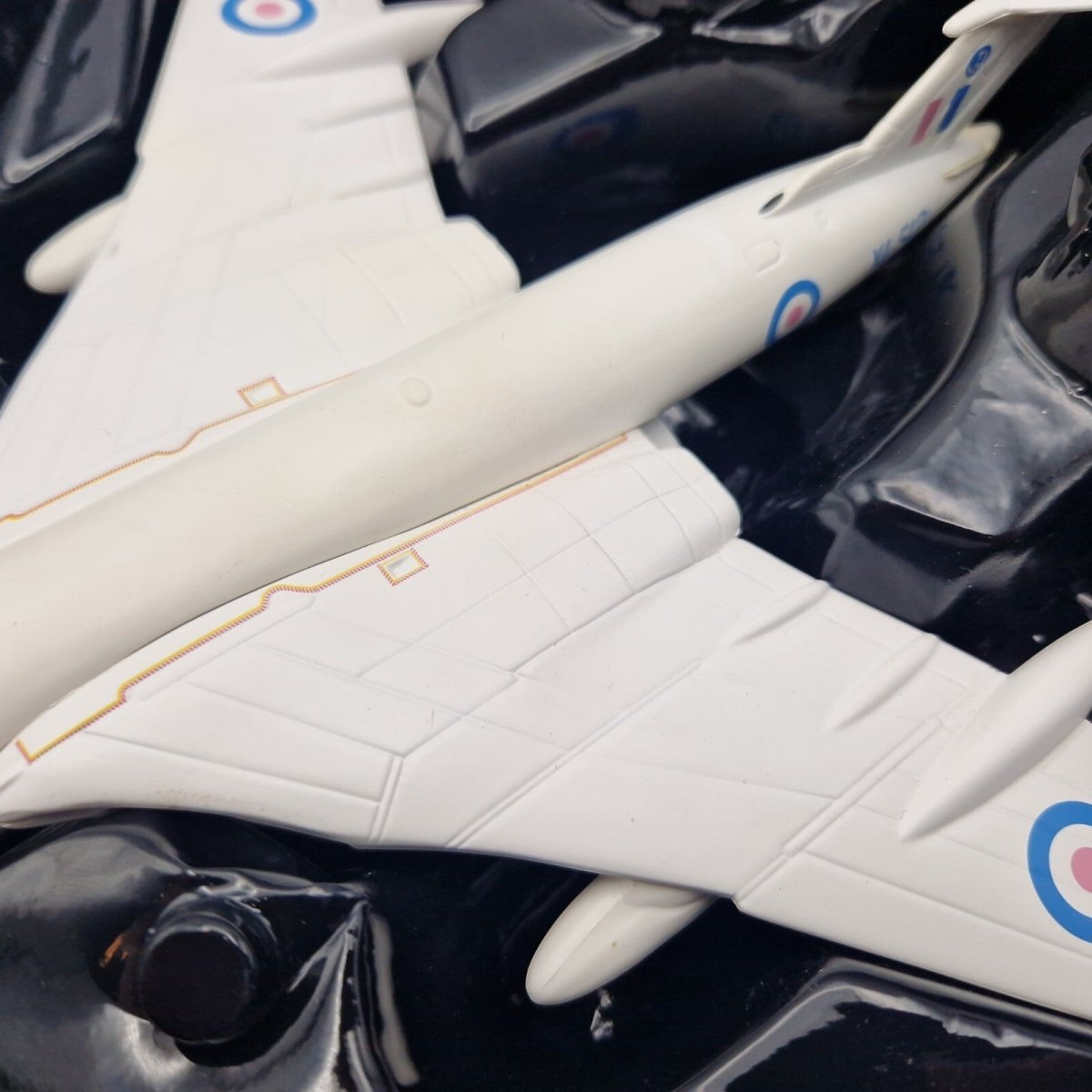 Corgi Aviation Archive 1:144 Handley Page Victor B.2 139 'Jamaica' Sqn, AA31605 - Corgi