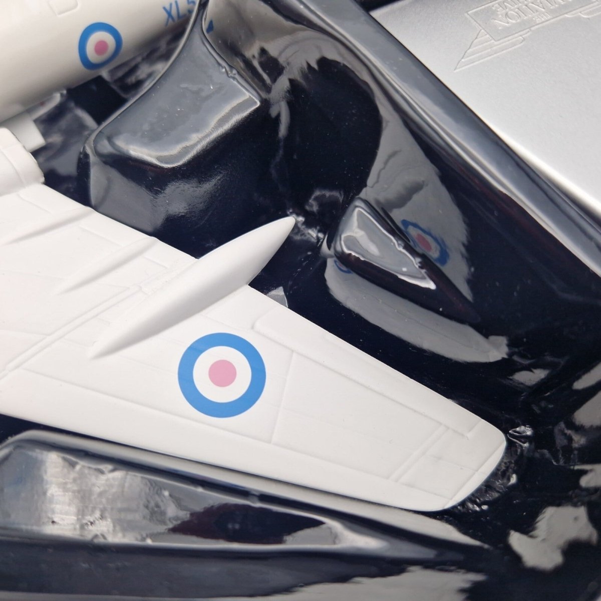 Corgi Aviation Archive 1:144 Handley Page Victor B.2 139 'Jamaica' Sqn, AA31605 - Corgi