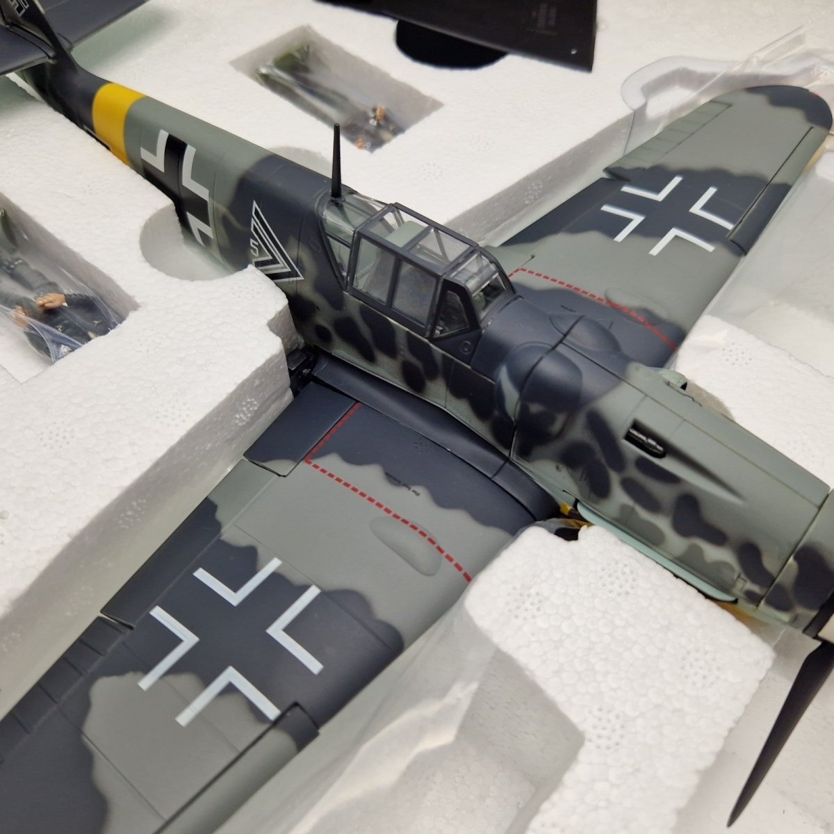 Corgi Aviation Archive 1:32 BF109 - G, Luftwaffe II/JG 52 US34903 - Corgi