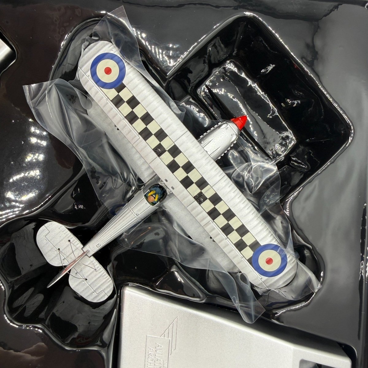 Corgi Aviation Archive 1:72 AA27301 Hawker Fury - Corgi
