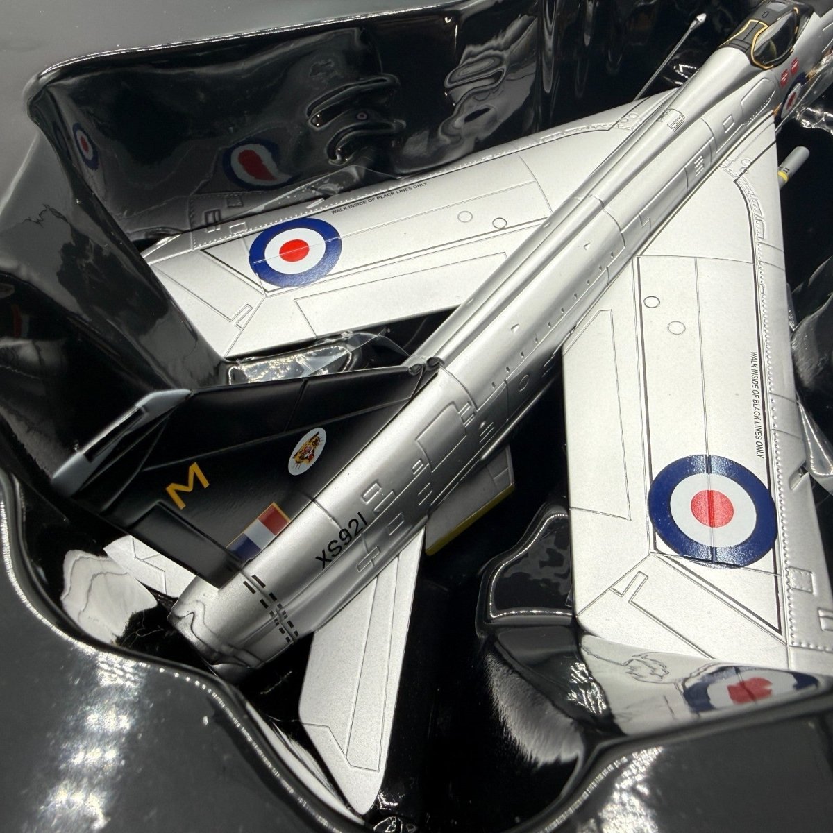 Corgi Aviation Archive 1:72 AA32312 Lightning F6, RAF 74 Sqn, Singapore 1969 - Corgi