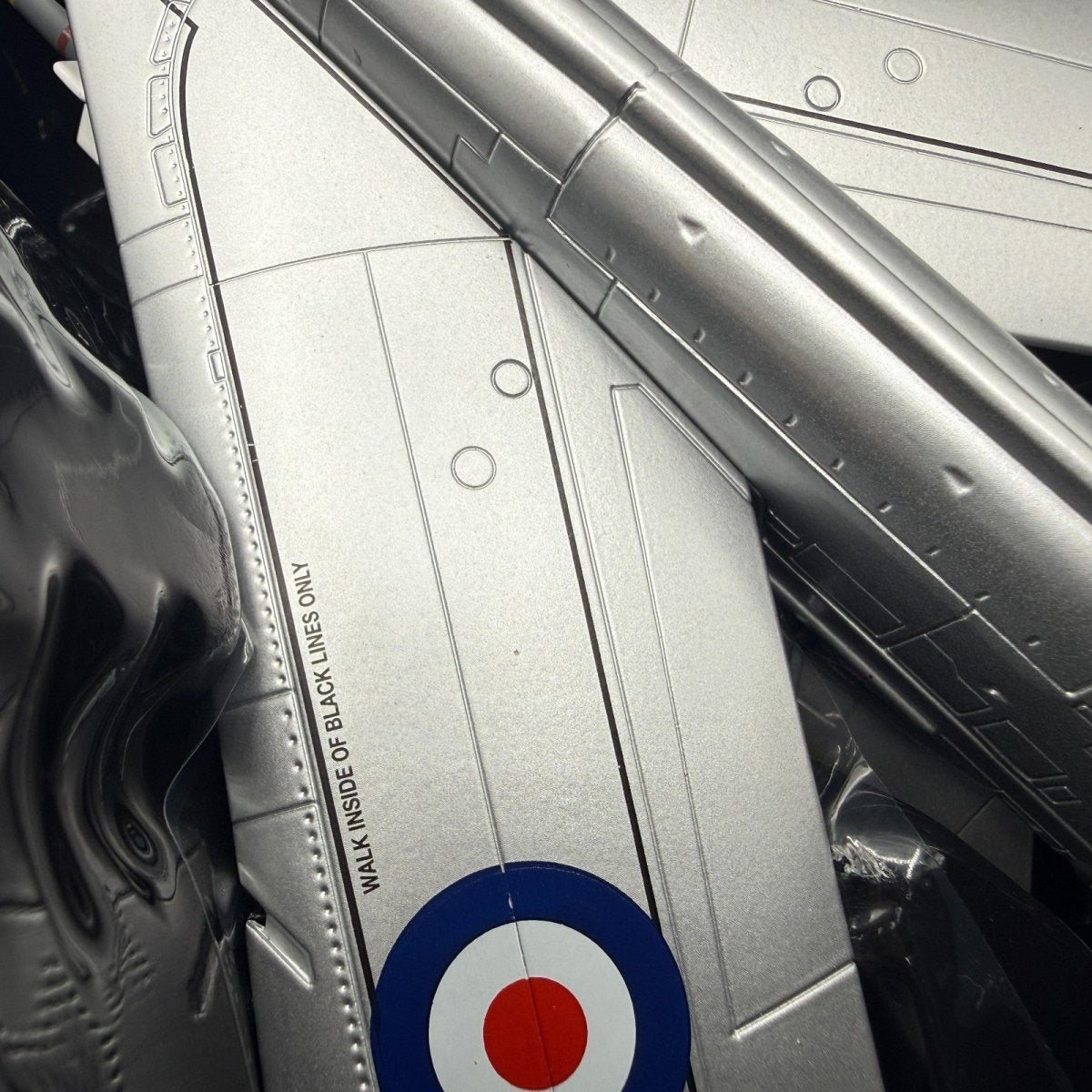 Corgi Aviation Archive 1:72 AA32312 Lightning F6, RAF 74 Sqn, Singapore 1969 - Corgi