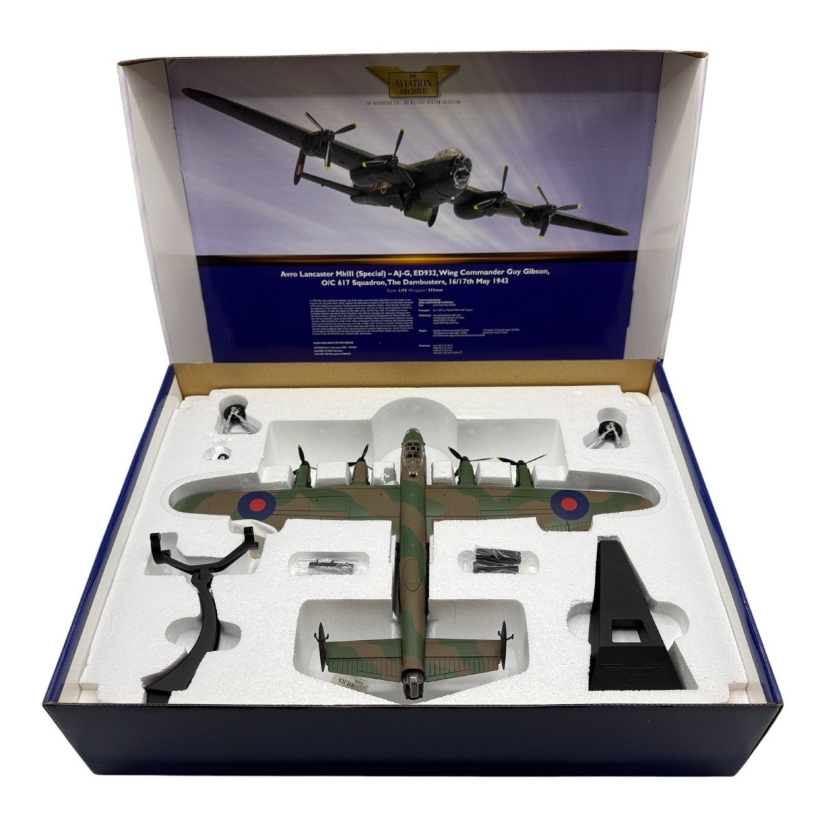 Corgi Aviation Archive 1:72 AA32608 Lancaster MKIII, WC Guy Gibson, 617 Sqn 1943 - Corgi