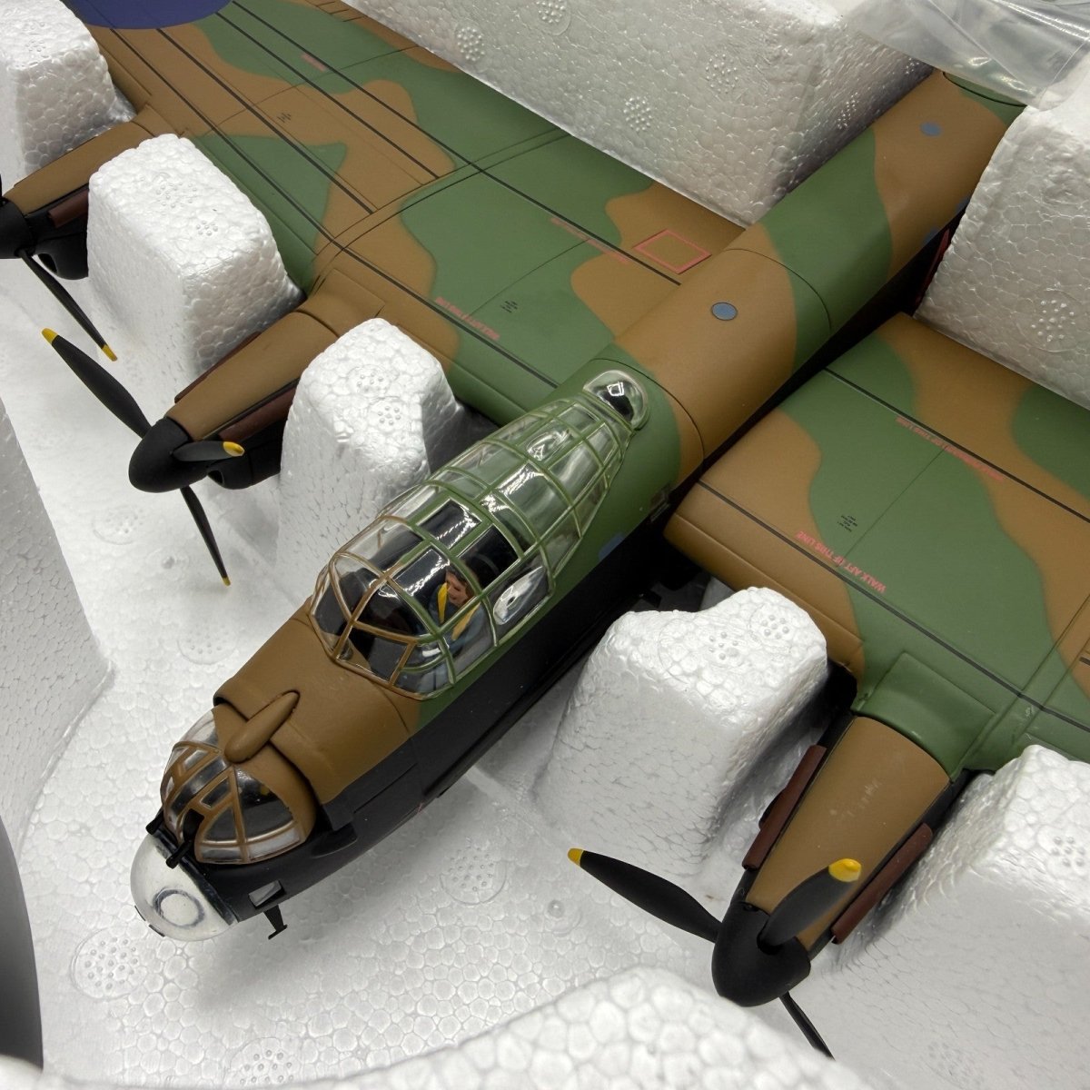 Corgi Aviation Archive 1:72 AA32612 Lancaster MKIII, WC Guy Gibson, 617 Squadron - Corgi