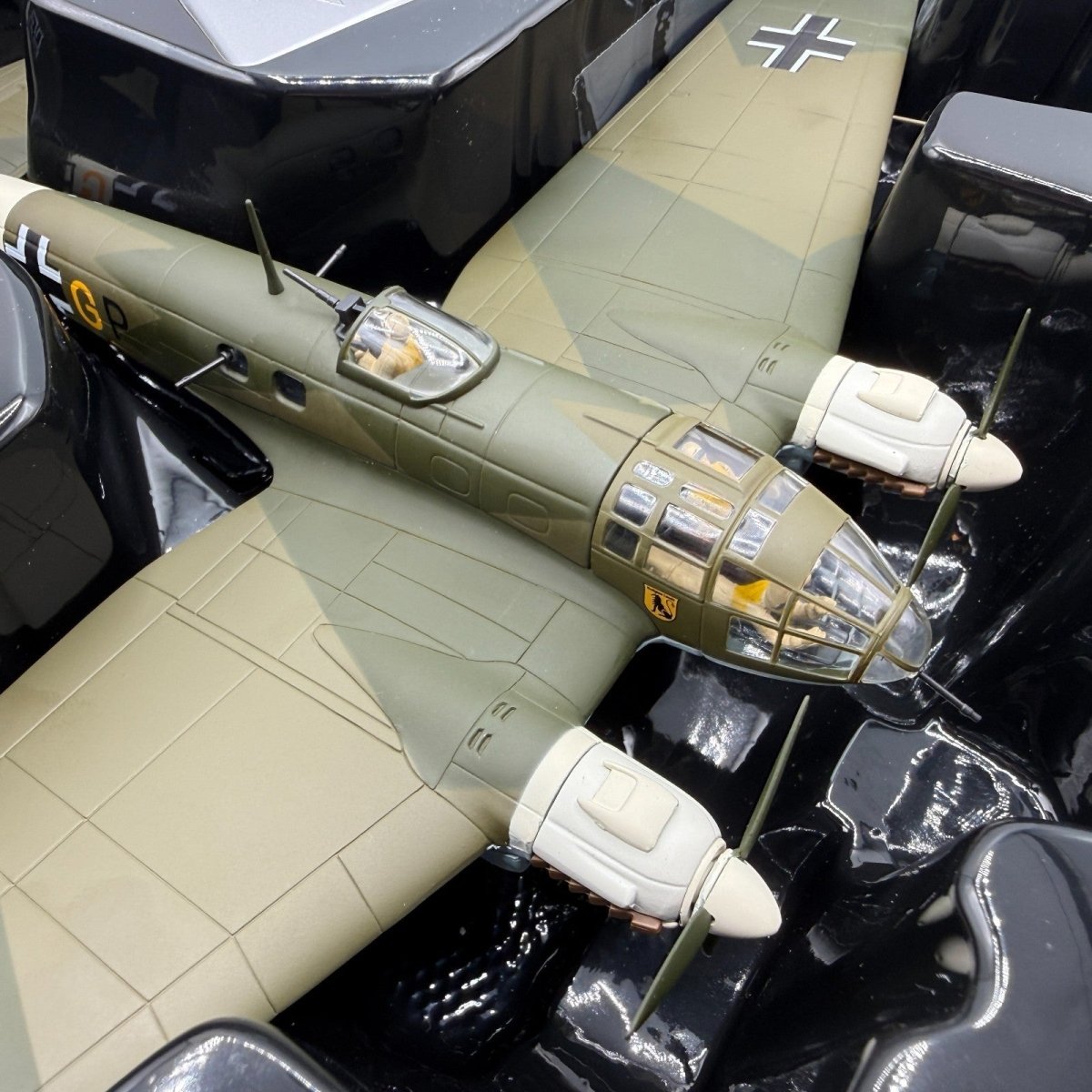 Corgi Aviation Archive 1:72 AA33712 He111 H - 6 Torpedo Bomber, Grosseto, Italy - Corgi