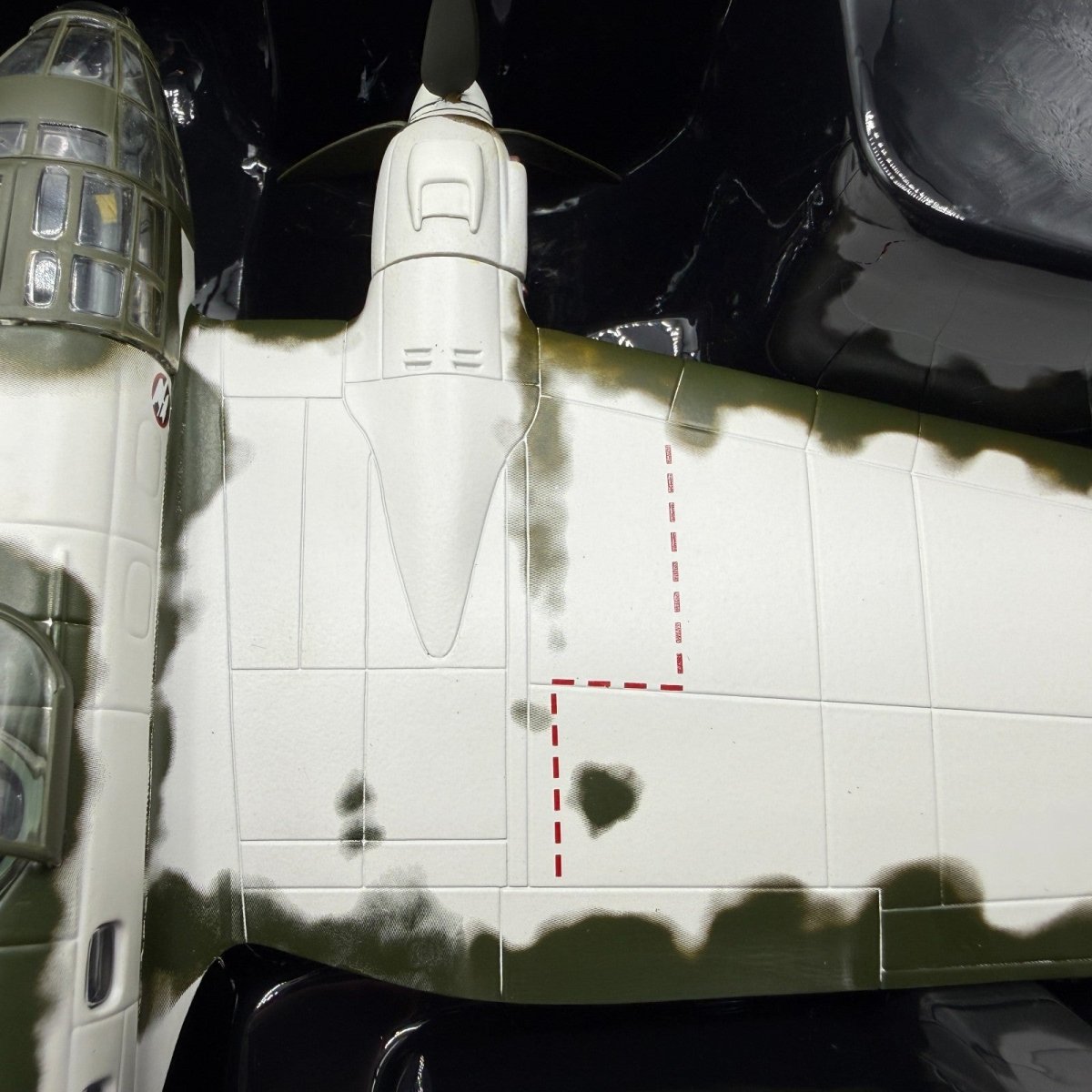 Corgi Aviation Archive 1:72 AA33713 Heinkel He111 H - 5 Legion Condor 1942 - 43 - Corgi