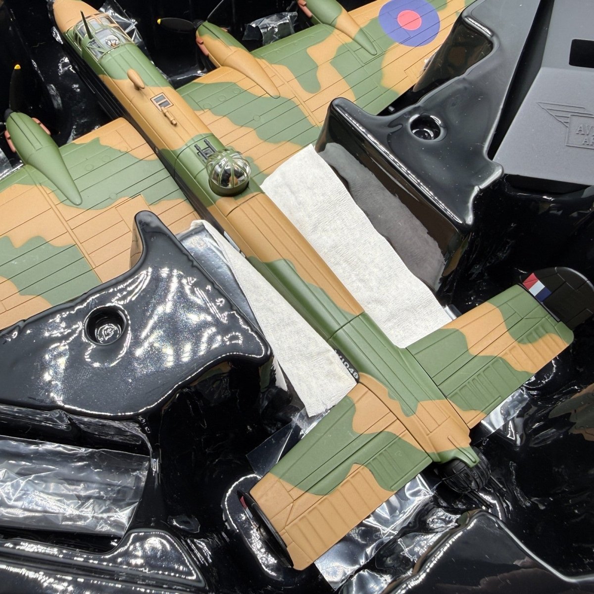 Corgi Aviation Archive 1:72 AA37201 Halifax B.MK.II Series 1, RAF 35 Sqn 1942 - Corgi