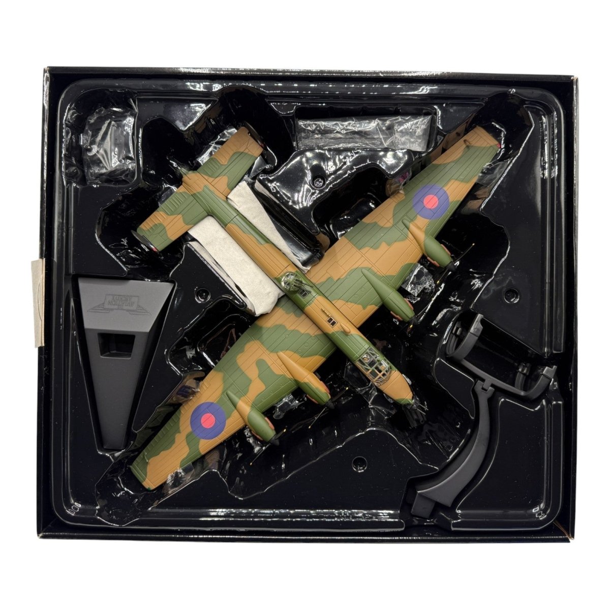 Corgi Aviation Archive 1:72 AA37201 Halifax B.MK.II Series 1, RAF 35 Sqn 1942 - Corgi