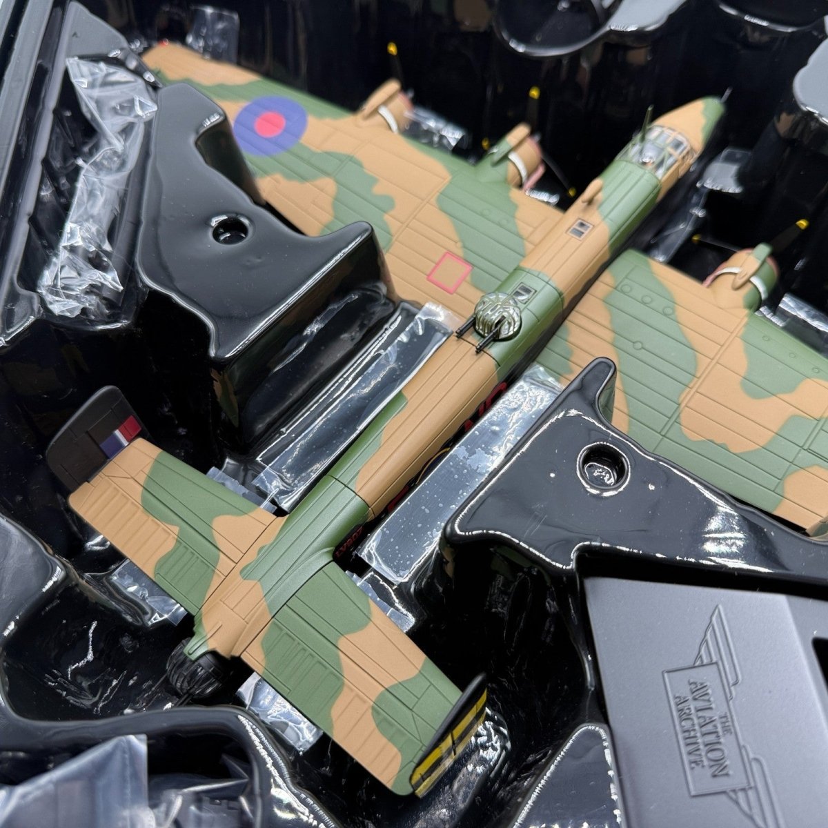 Corgi Aviation Archive 1:72 AA37204 Halifax ‘Friday the 13th’ 158 Squadron - Corgi