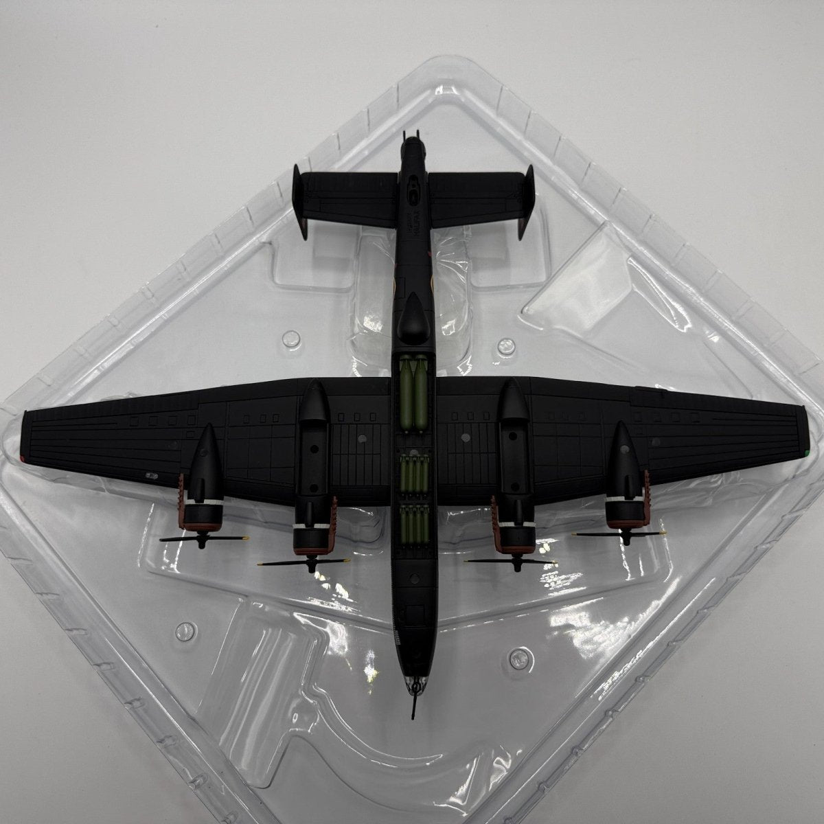 Corgi Aviation Archive 1:72 AA37204 Halifax ‘Friday the 13th’ 158 Squadron - Corgi