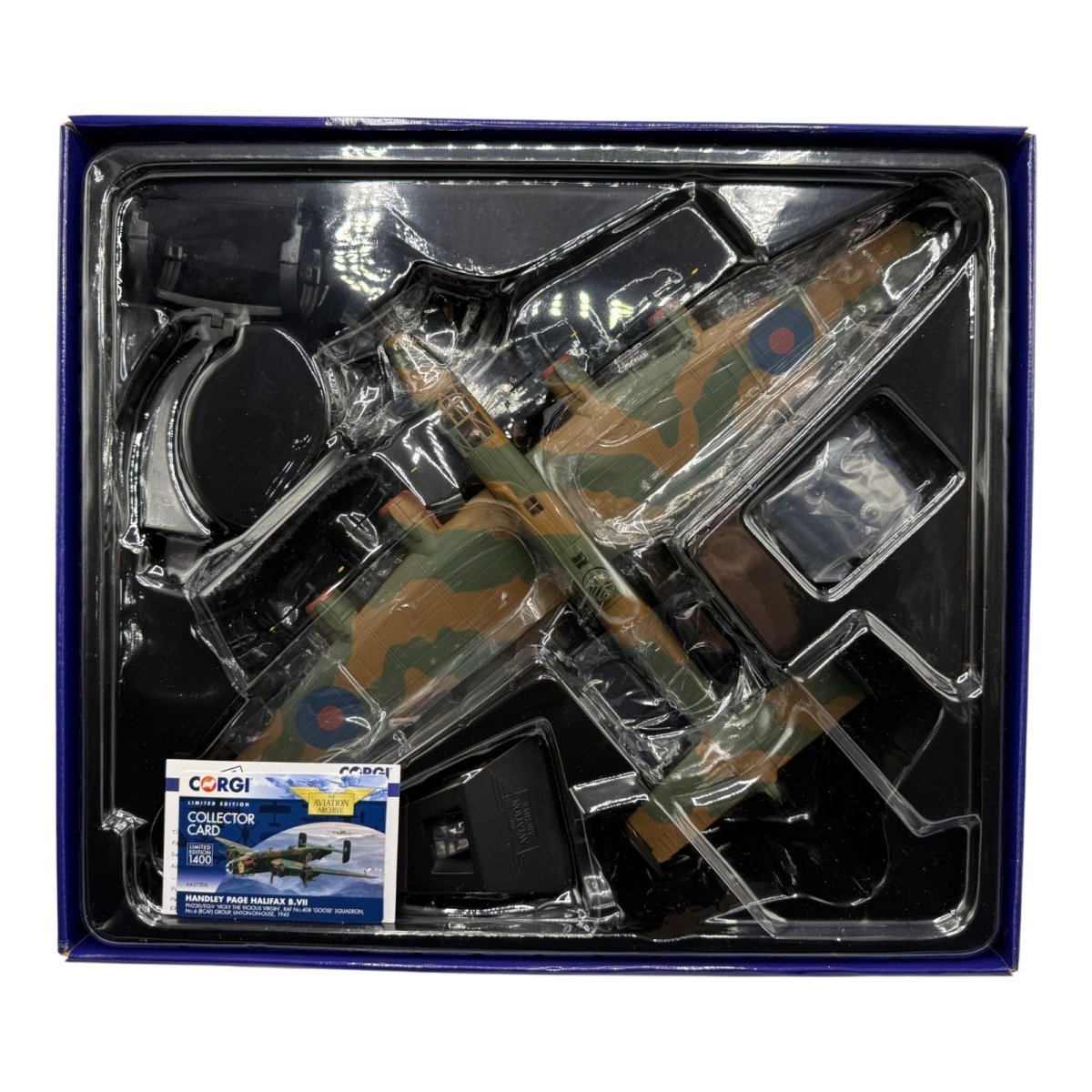 Corgi Aviation Archive 1:72 AA37208 Halifax B.VII 'Vicky The Vicious Virgin' - Corgi